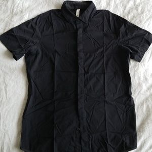 Preowned Lululemon Short sleeve Shirt M LIKE NEW